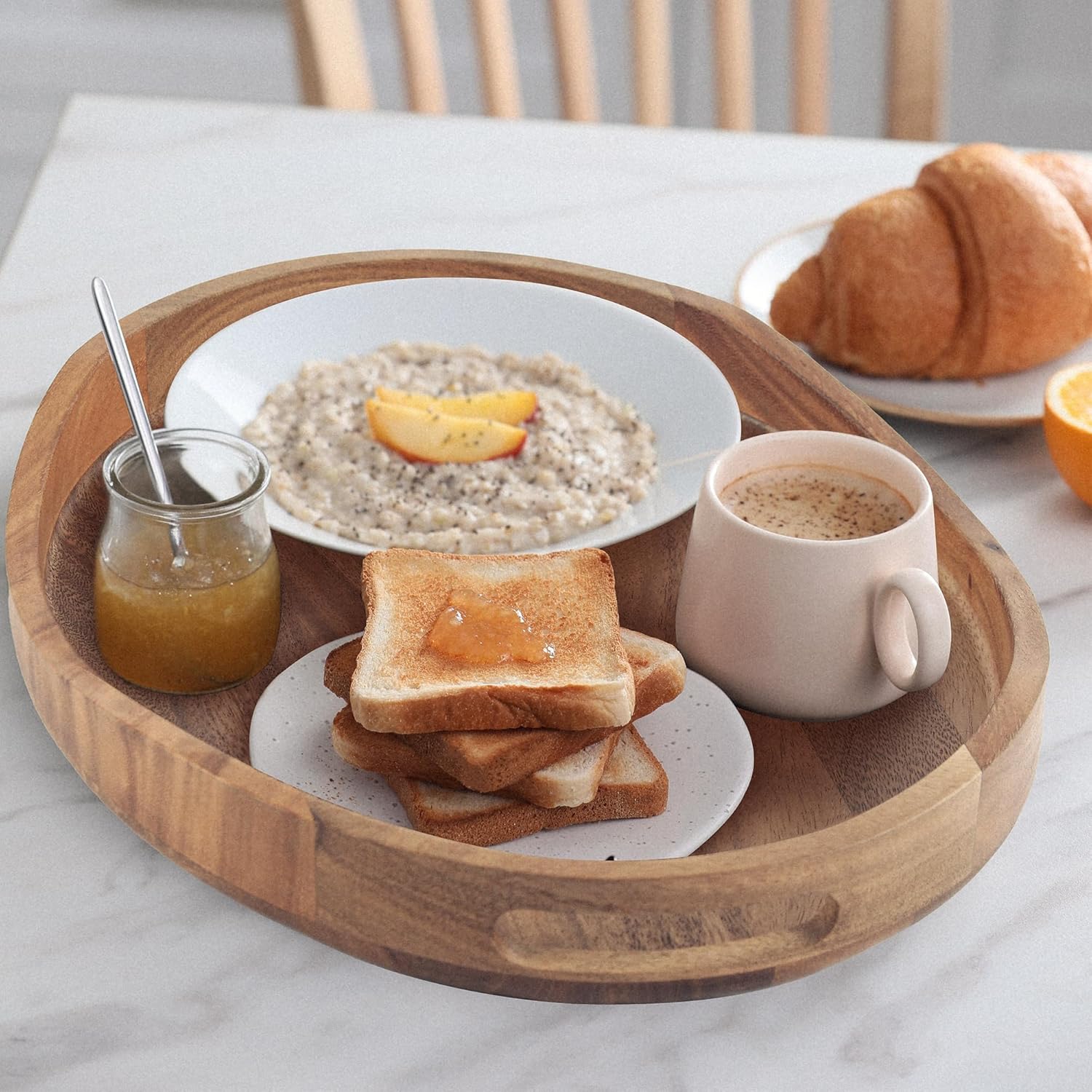 Coffee table serving tray with candles and décor